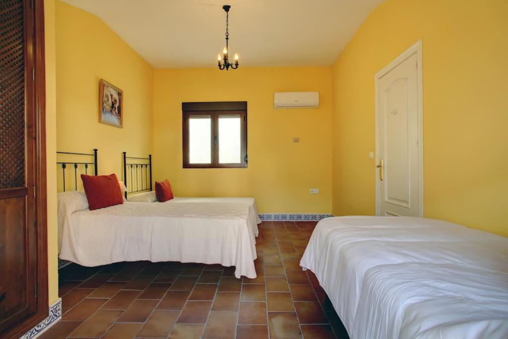 Apartamento Duplex Centro Con Garaje Gratuito Ronda Eksteriør bilde